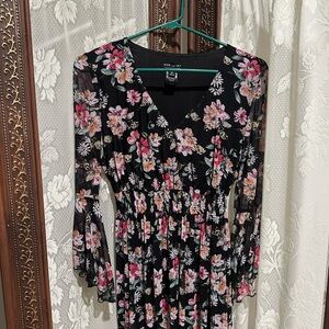 Elegant Floral Long Sleeve Dress
